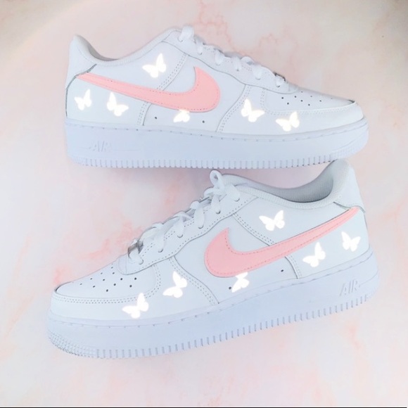 Butterfly Custom Air Force 1’s - Picture 2 of 9